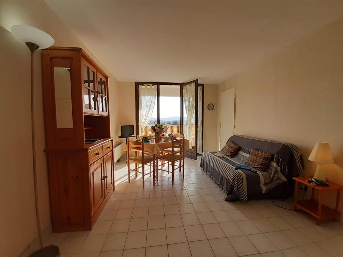 Fréjus, 1 Pièce, 4 Personnes - Fr-1-226a-150 Appartement *