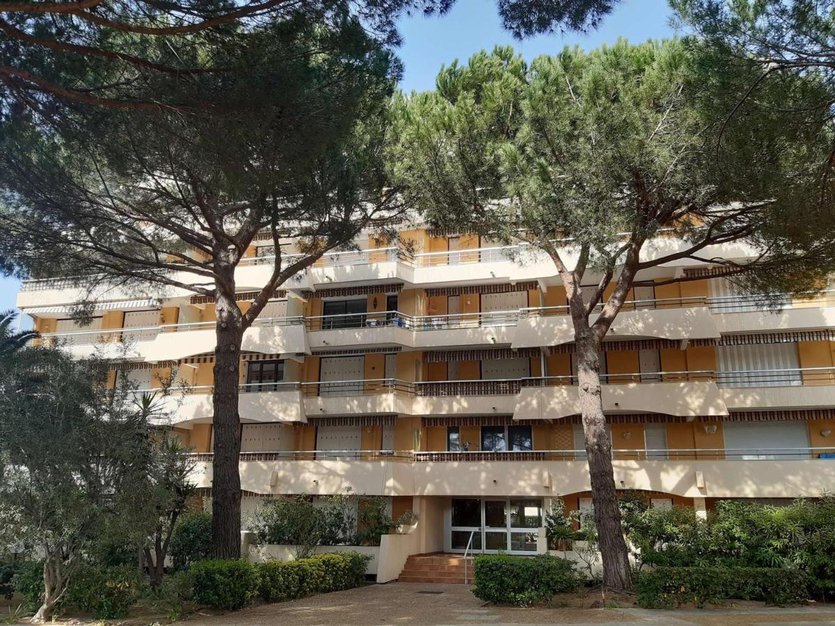 Fréjus, 1 Pièce, 4 Personnes - Fr-1-226a-150